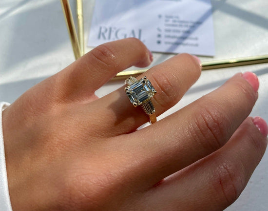 Diamond rings in Hatton Garden at Regal Jewellers