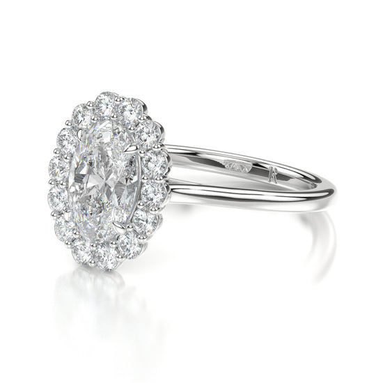 Cecilia Platinum Oval Side