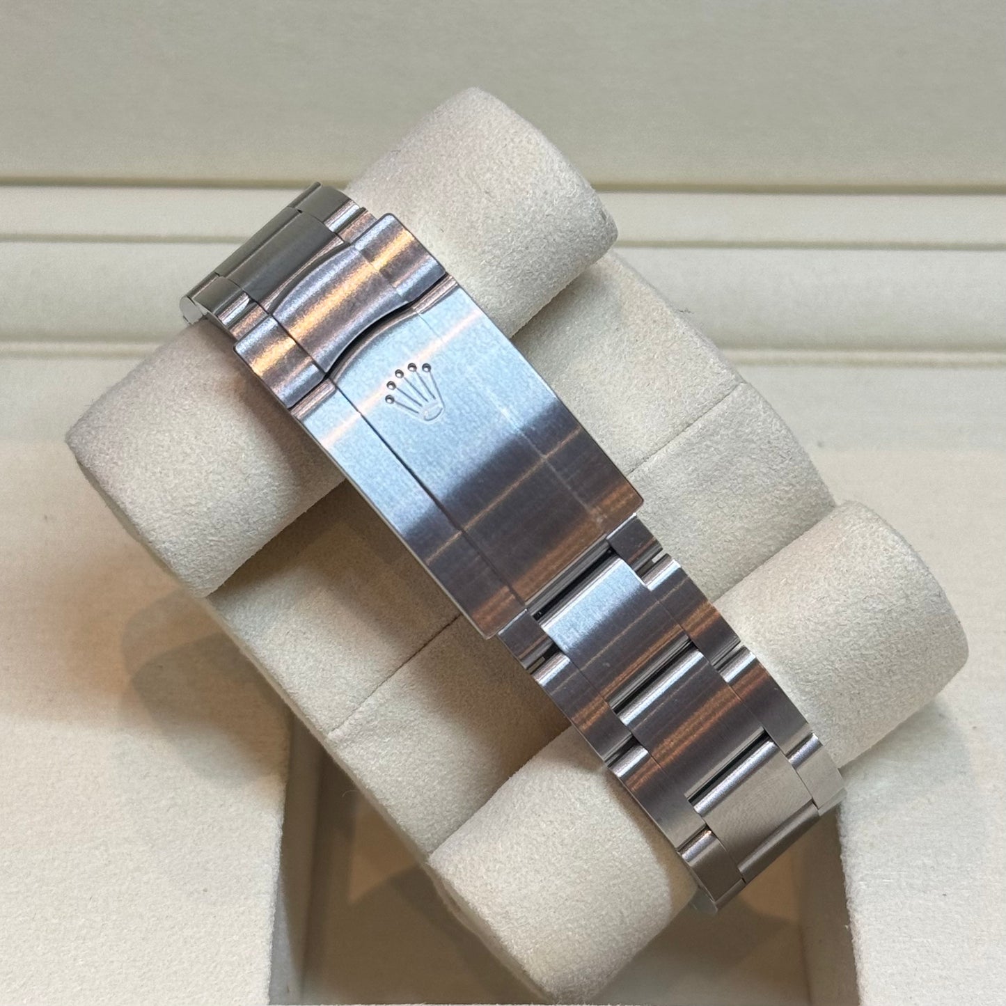 Rolex Oyster Perpetual 41 Green 2025 Ref. 124300 Regal - Hatton Garden Jewellers