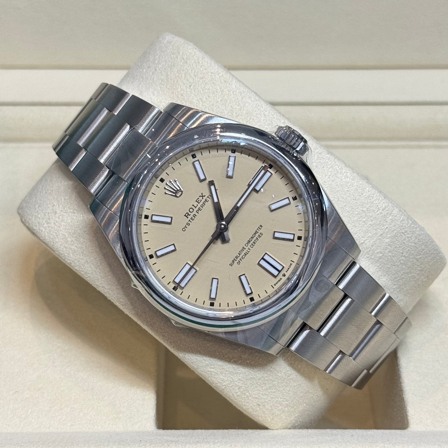 Rolex Oyster Perpetual 41 Beige 2025 Ref. 134300 Regal - Hatton Garden Jewellers