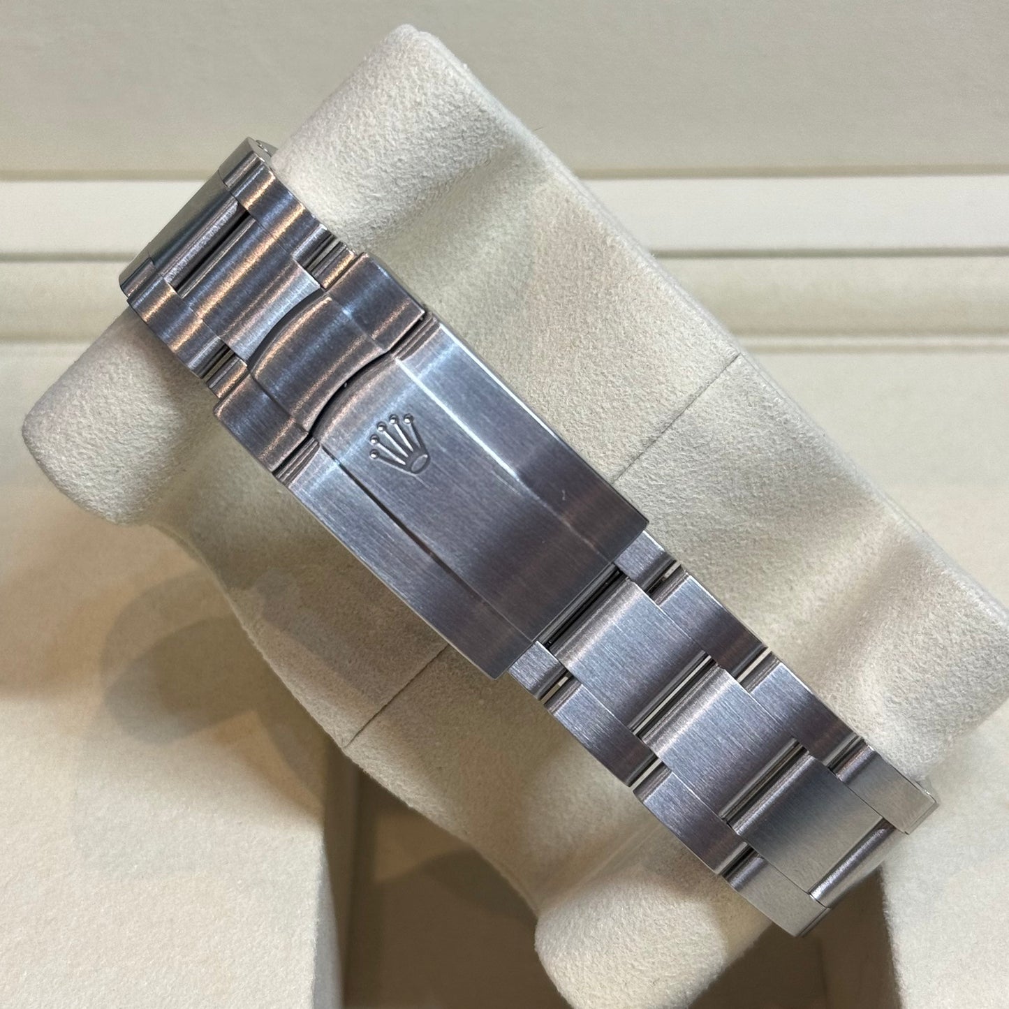 Rolex Oyster Perpetual 41 'Pistachio' 2025 Ref. 134300 Regal - Hatton Garden Jewellers