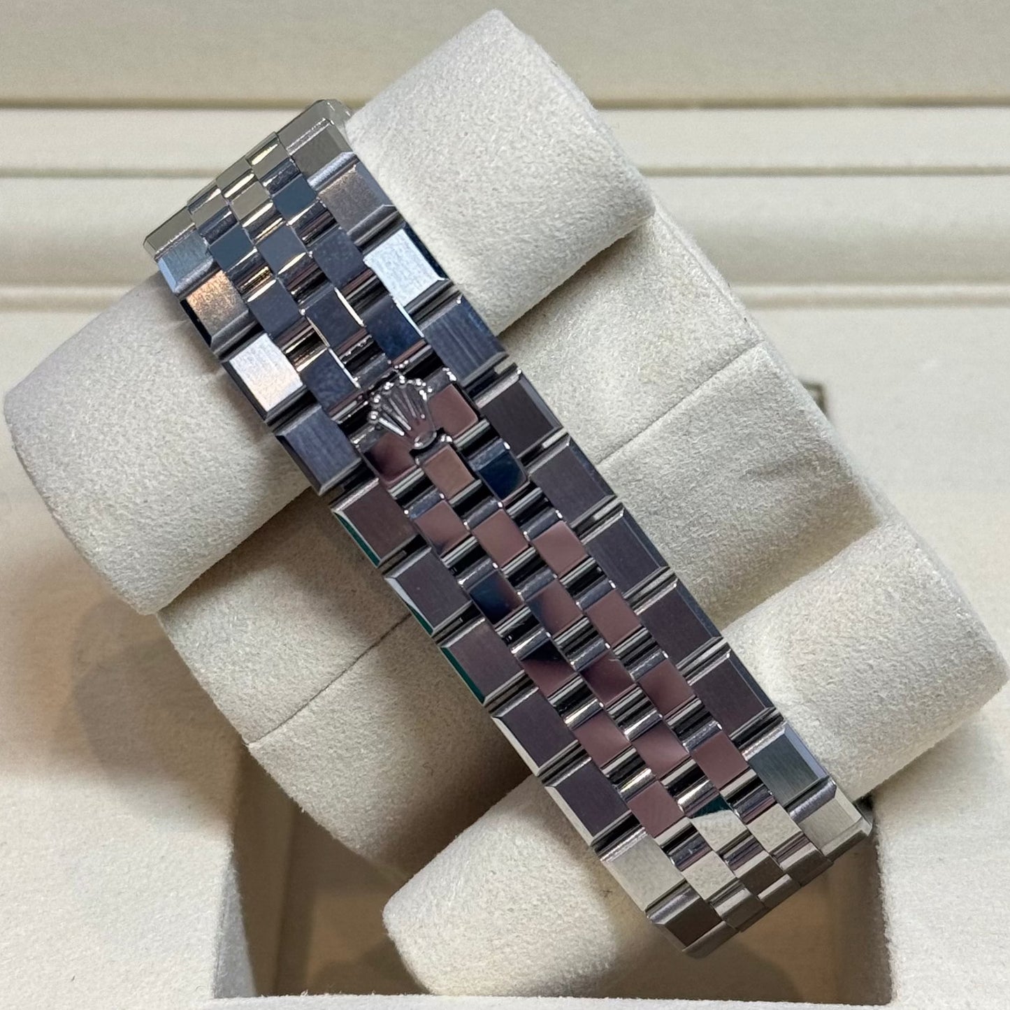 Rolex Land-Dweller 36 Steel 2025 Ref. 127234 Regal - Hatton Garden Jewellers