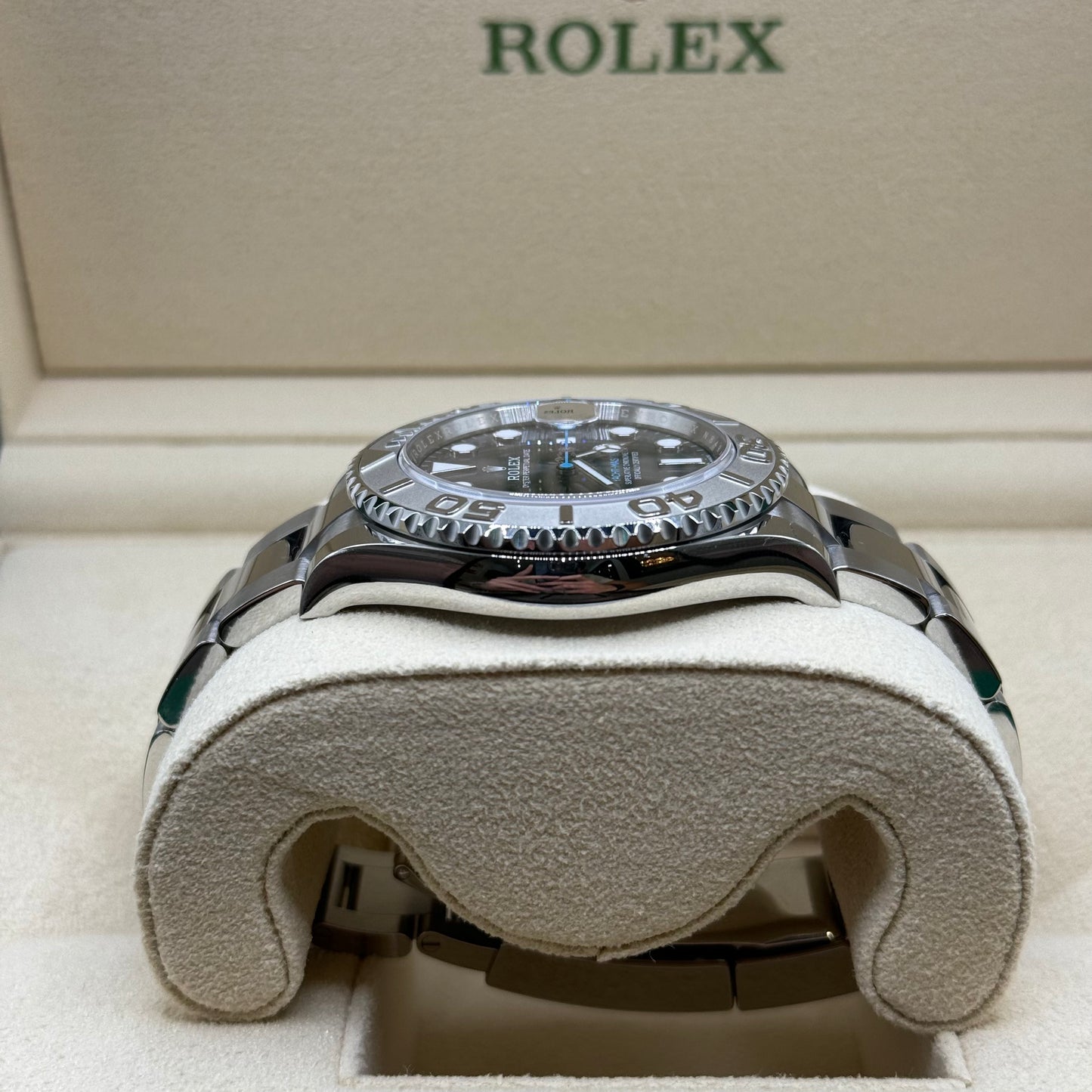 Rolex Yacht-Master 40 Rhodium 2024 ref. 126622 Regal - Hatton Garden Jewellers