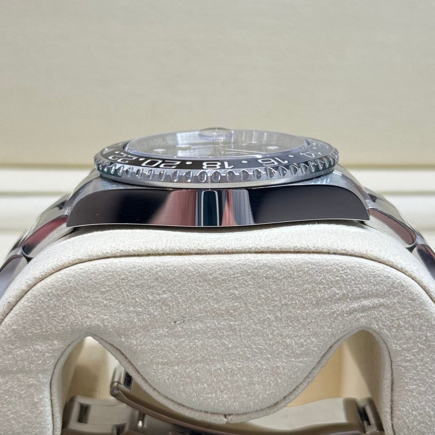 Rolex GMT-Master II 'Bruce Wayne' 2026 Ref. 126710GRNR Regal - Hatton Garden Jewellers