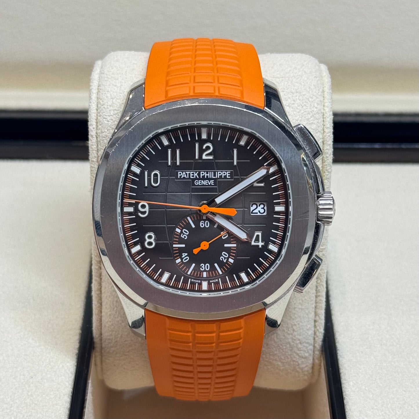 Patek Philippe Aquanaut 2021 Ref. 5968A-001 Regal - Hatton Garden Jewellers