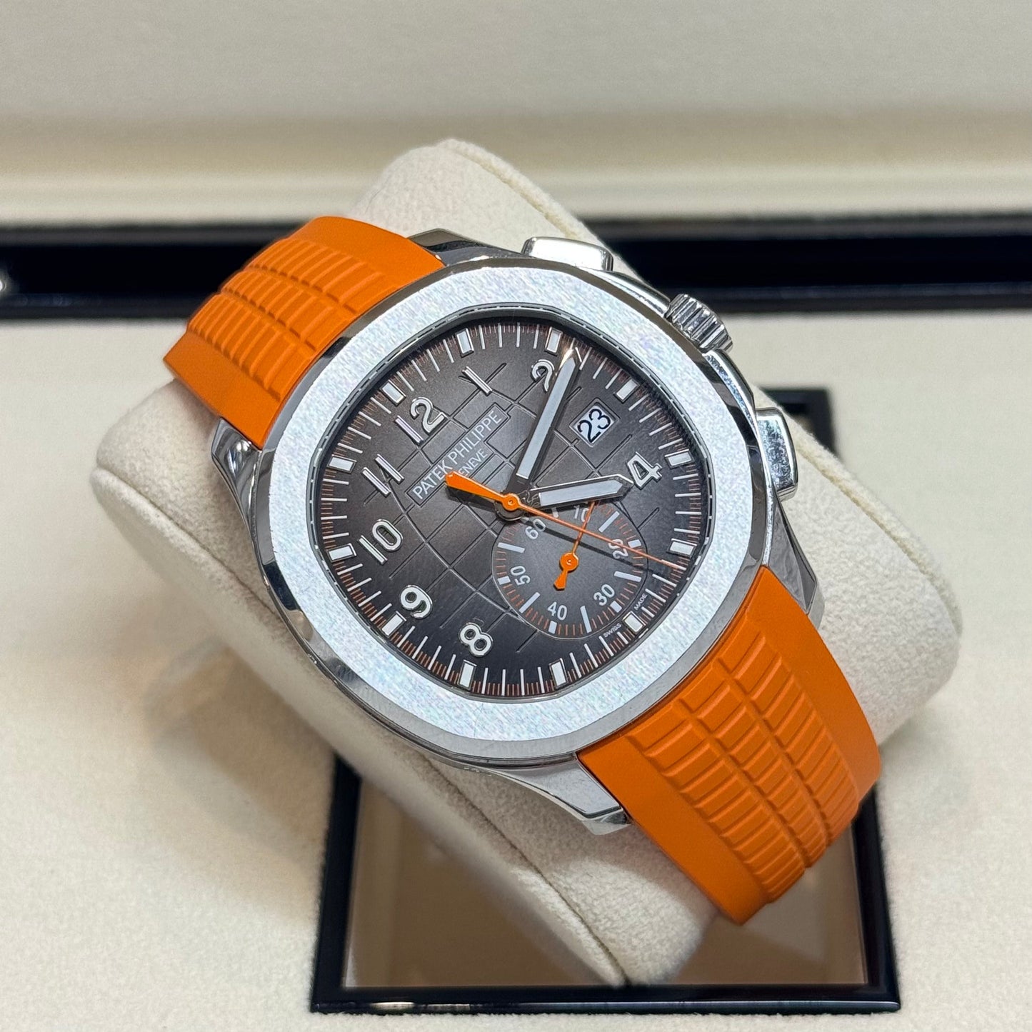 Patek Philippe Aquanaut 2021 Ref. 5968A-001 Regal - Hatton Garden Jewellers