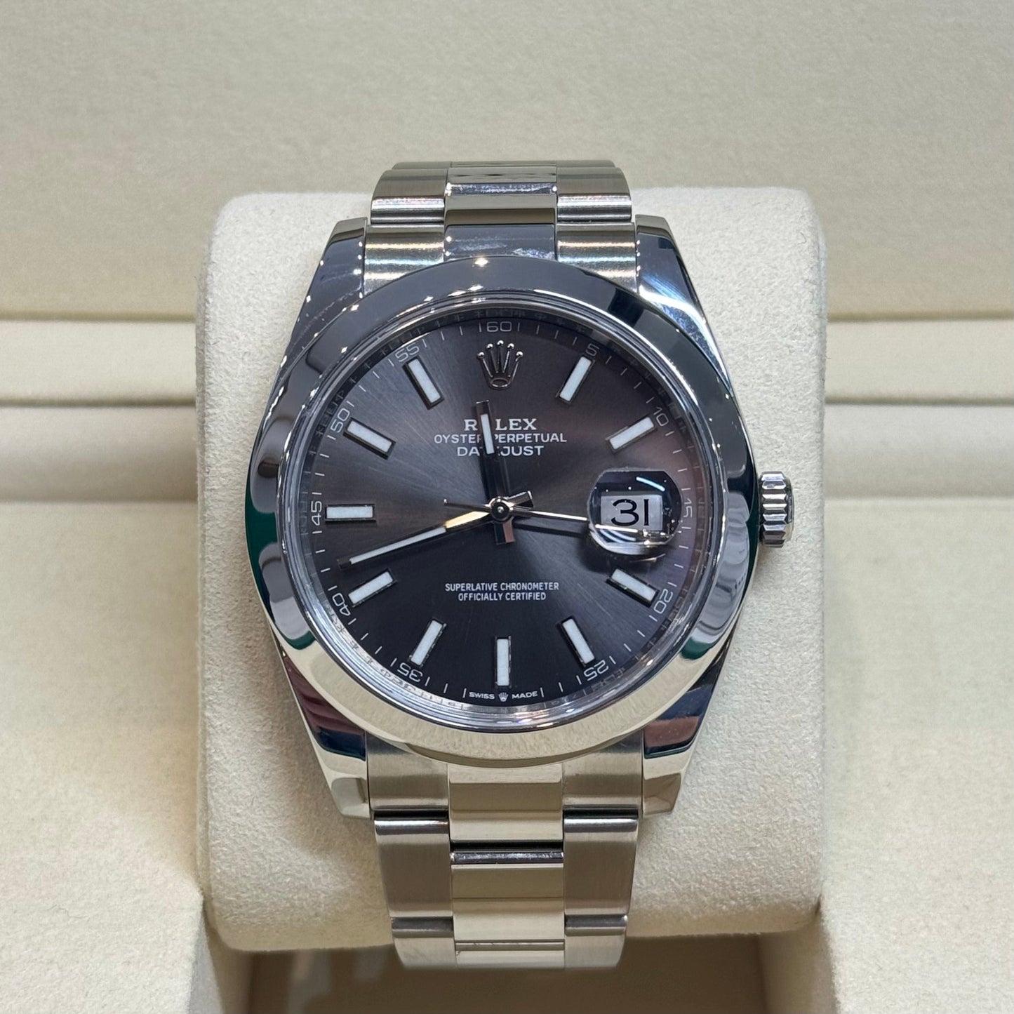 Rolex Datejust 41 Rhodium 2018 Ref. 126300 Regal - Hatton Garden Jewellers