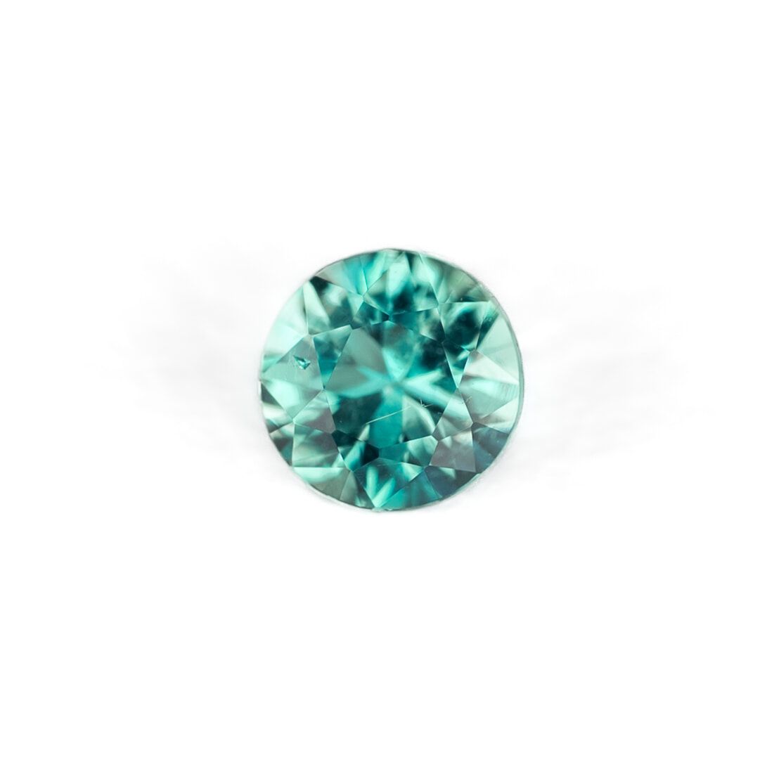 0.16ct Strong Minty Green EC Emerald Regal | Hatton Garden Jewellers