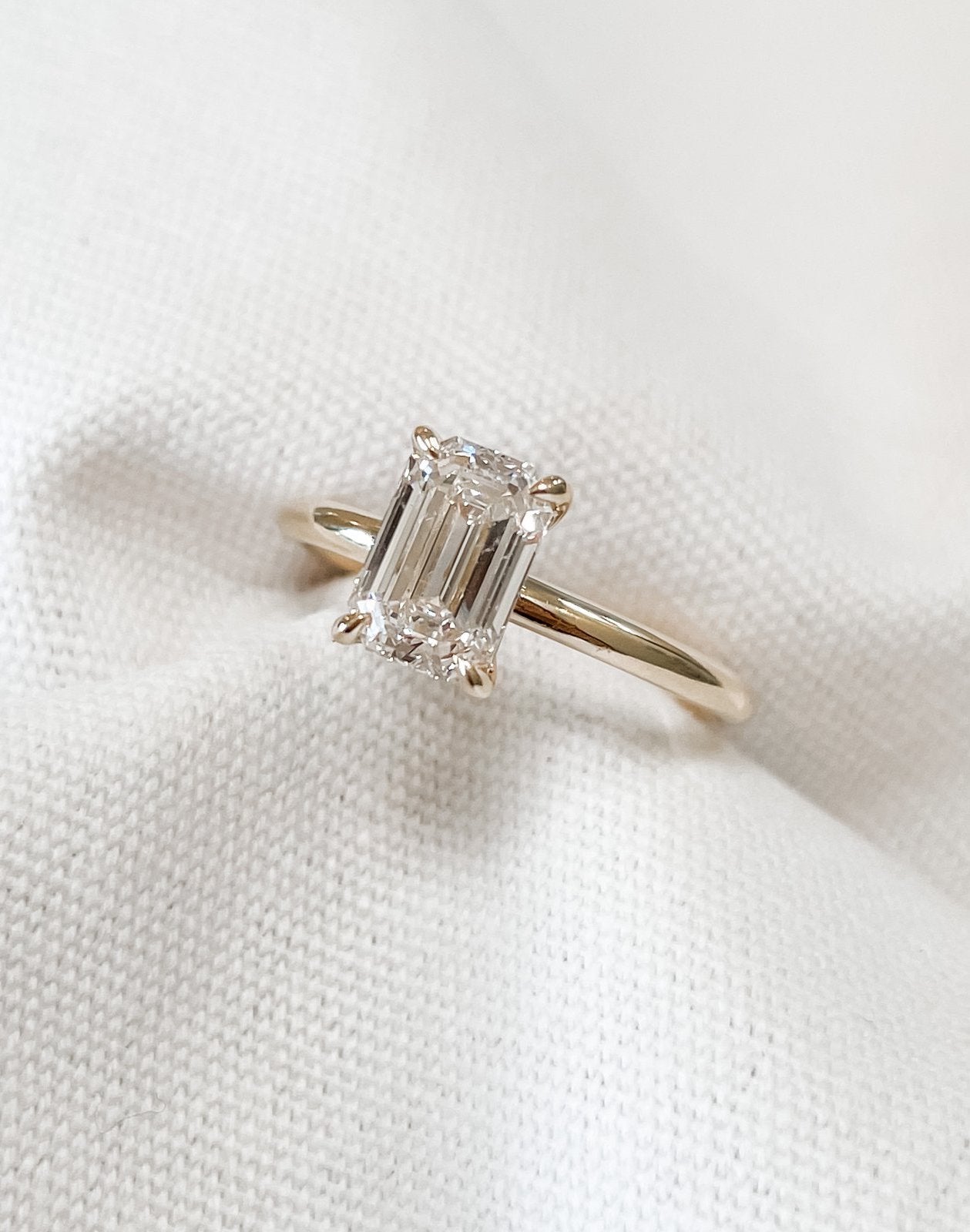 Ready To Wear Engagement Rings | Free UK Delivery
