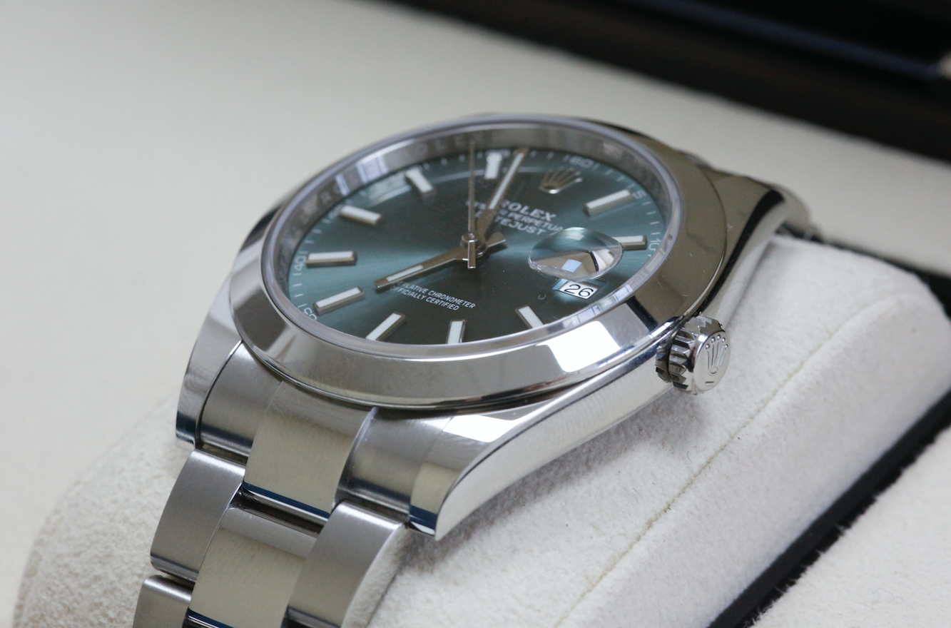 Rolex Datejust 41 Mint Green Smooth Bezel Regal - Hatton Garden Jewellers